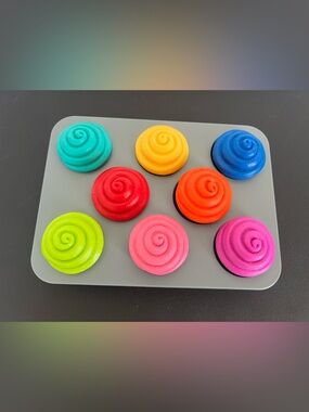 Learning Resources cupcake shape matching game toy- Kids
